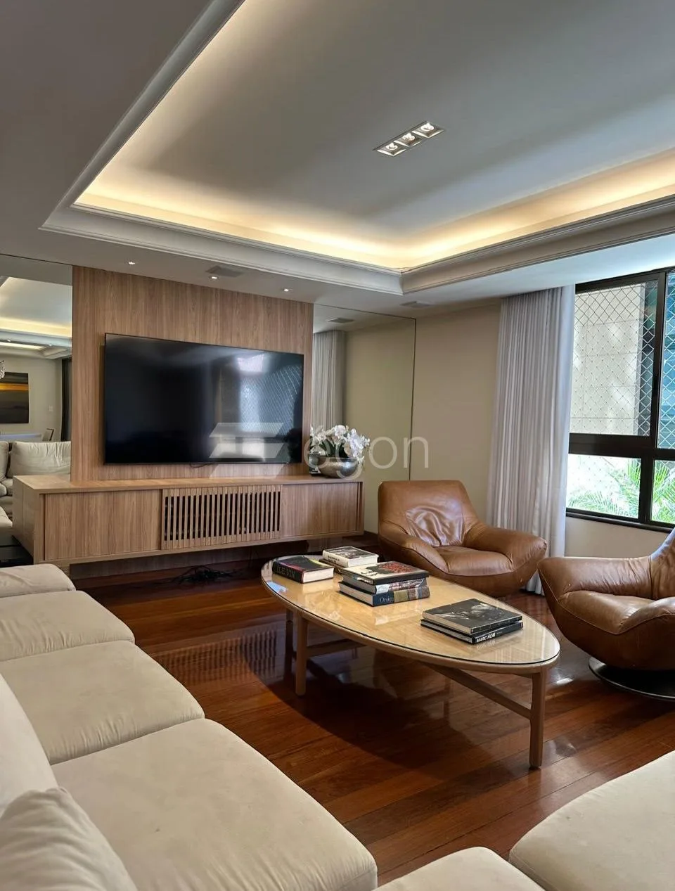 Apartamento em Lourdes em frente ao Minas l